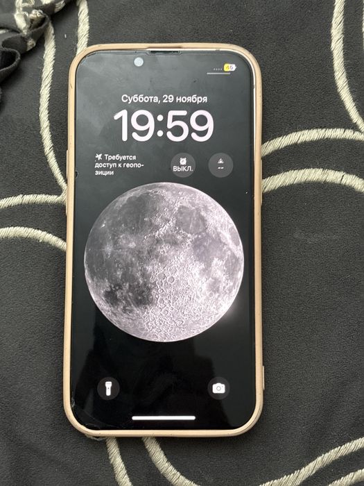 продам 13 айфон , 83% аккумулятор