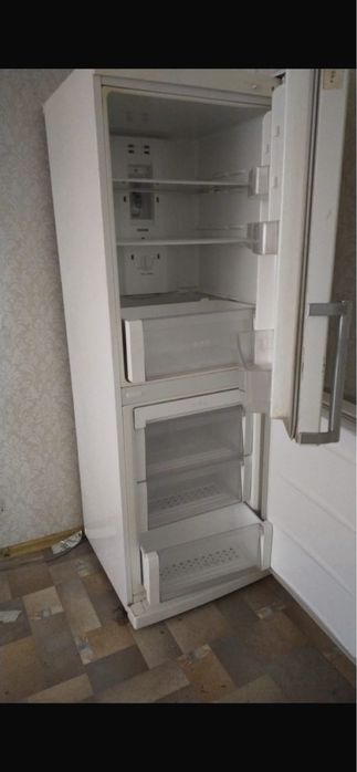 Продается холодильник