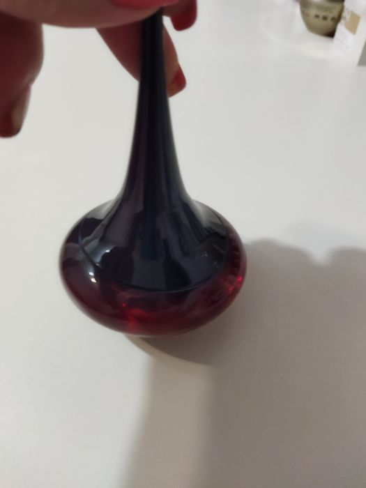 Дамски парфюм.Дамски парфюм.Нов