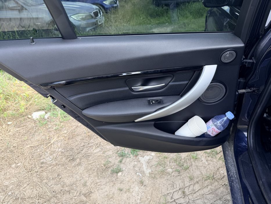 Fete usi  piele bmw f30 f31