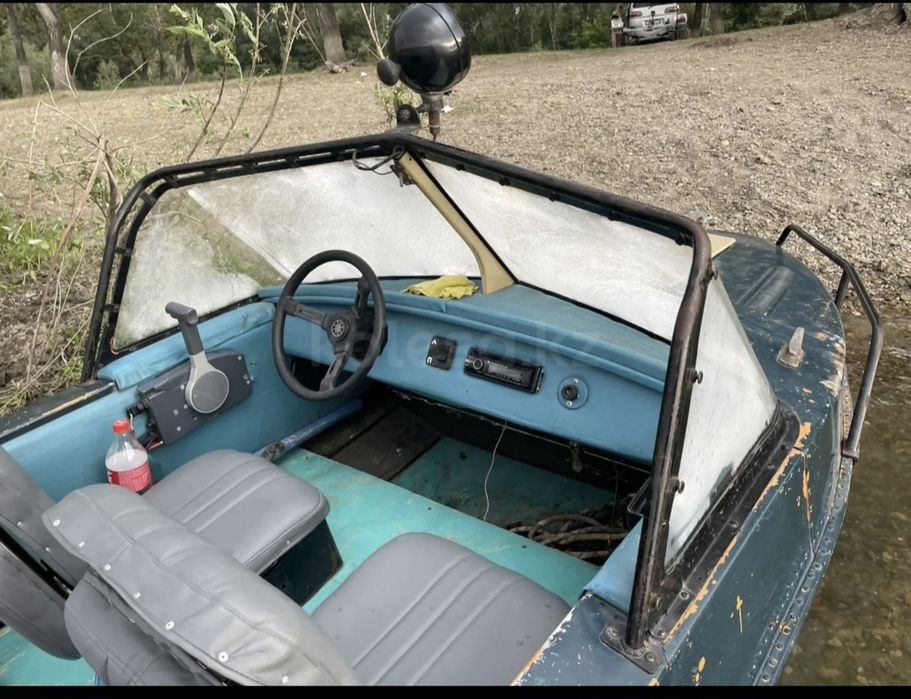 Продам лобдку Обь с моторм