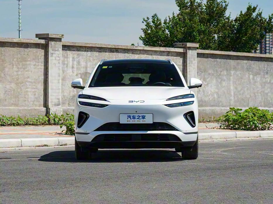 Byd Sealion 06 DM-i гибрид в наличии, перечисление есть