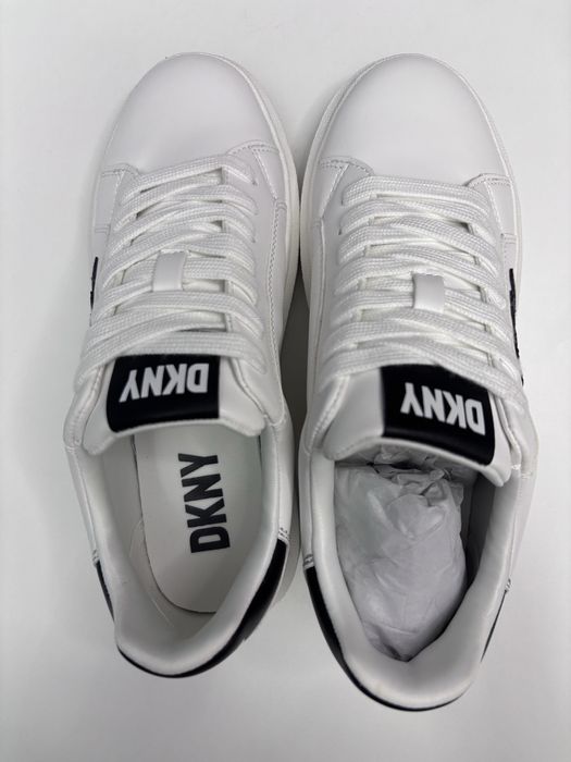 DKNY sneakers 38
