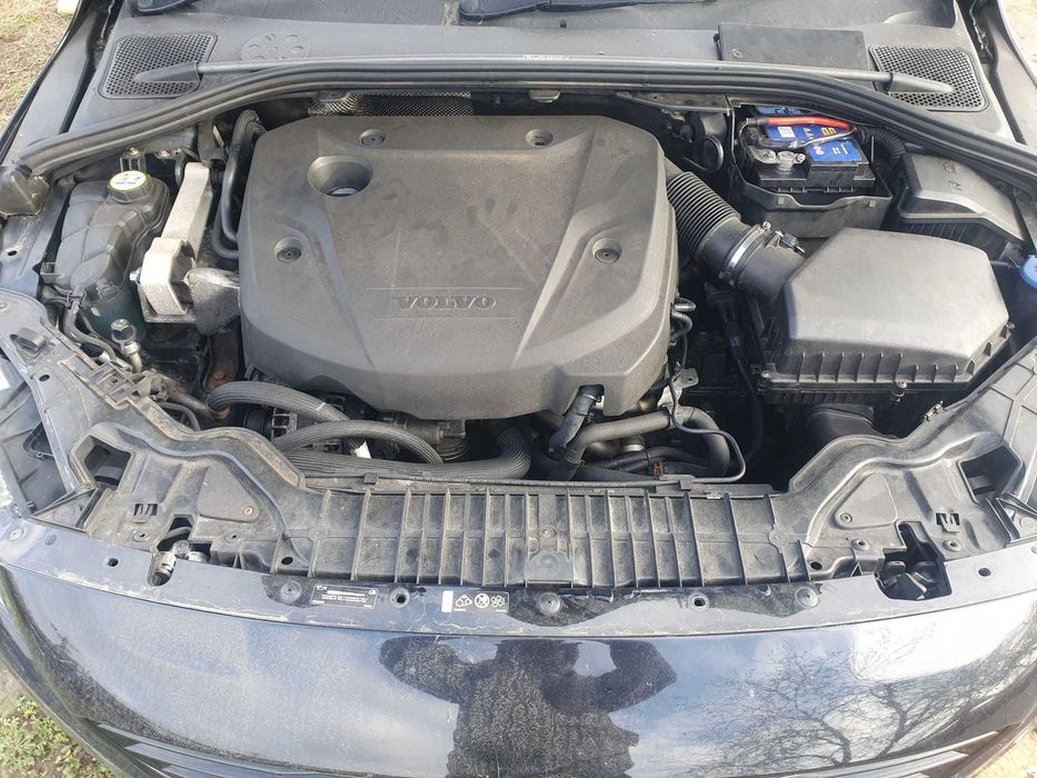 Dezmembrez Volvo S60 R-Design Nav D4 1.9D 2015