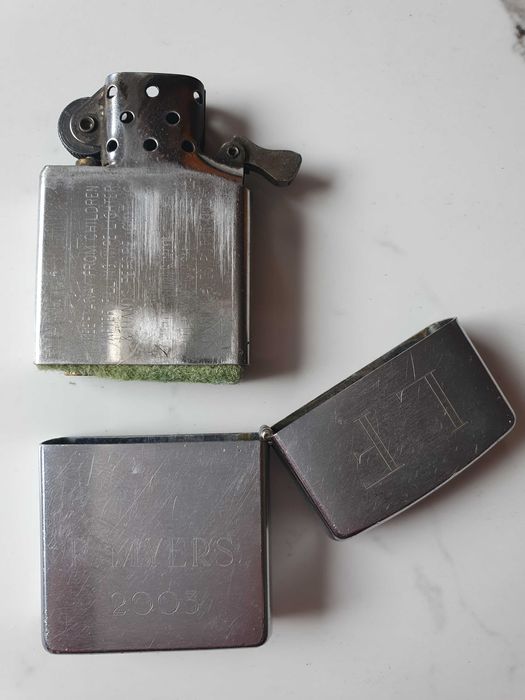 Bricheta ZIPPO R