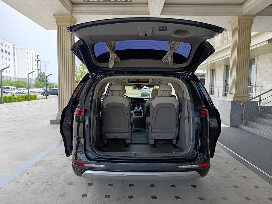 Продаётся «Kia Carnival HIGH LIMOUSINE»