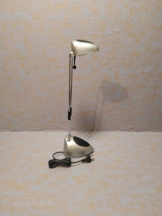 Настолна лампа-немска