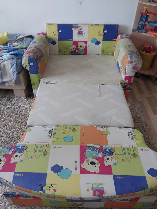 Продам диван детский недорого