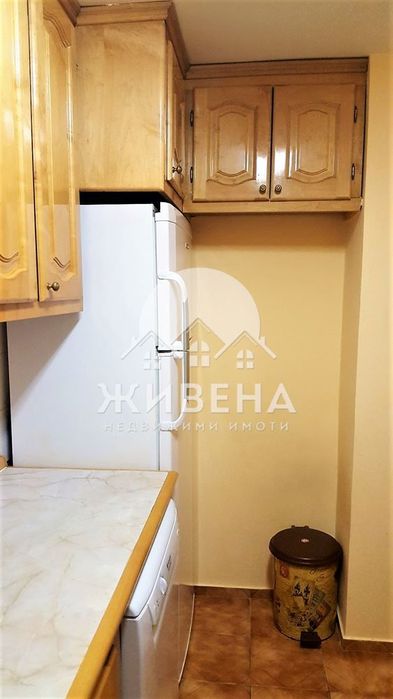 Дава се под наем Тристаен апартамент в Варна, Централна поща - 120 кв.м за 614 € - Снимка #9