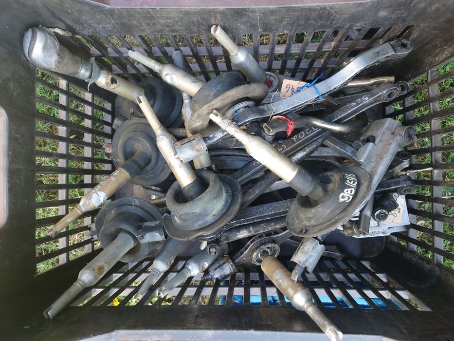 БМВ Лостов механизъм лост скорости ръчка  е46 е39 х3 х5 bmw f10 **