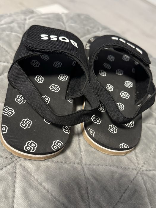 Сандали/джапанки Boss 27 номер