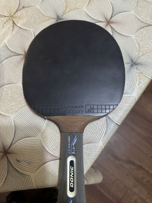 Хилка за тенис на маса • Butterfly Wakaba и Donic Waldner с гуми Alpha-Slick