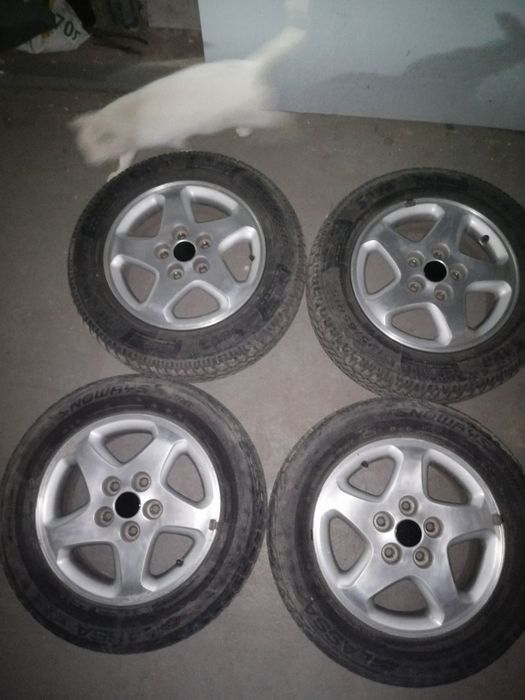 Диски с резиной на 15,