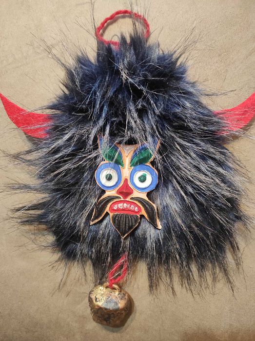 Кукерски маски 20/20 см