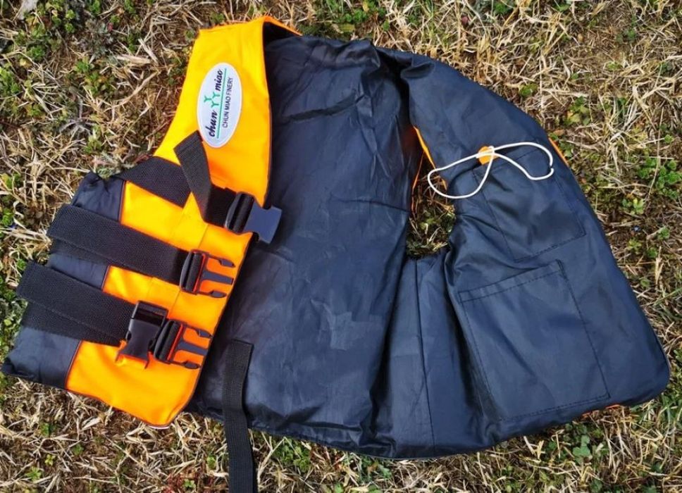 Спасителна детска жилетка