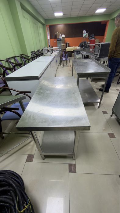 Продам стол производственный б/у