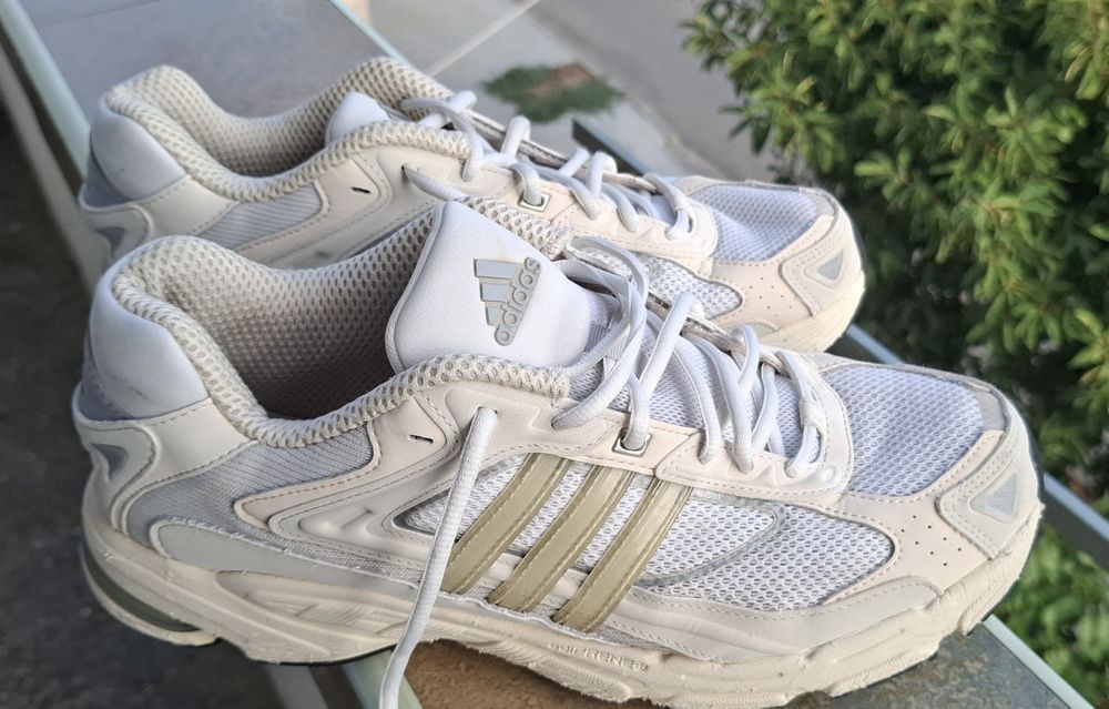 Оригинални Adidas маратонки