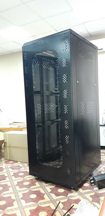 Телекоммуникационных шкаф