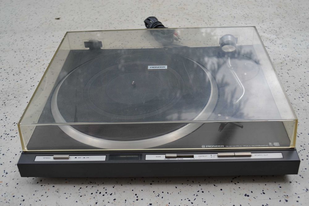 Pick up Pioneer PL 400 X