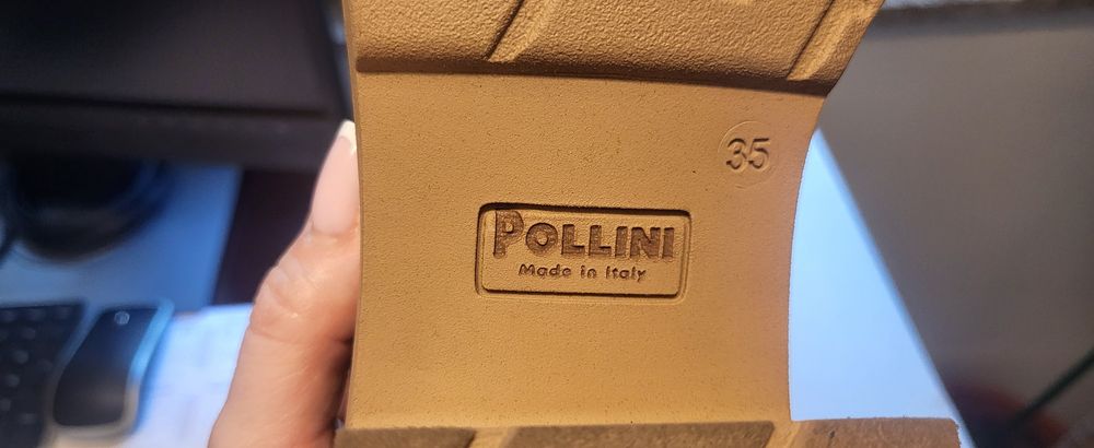 Vand mocasini/loafers cu toc Pollini