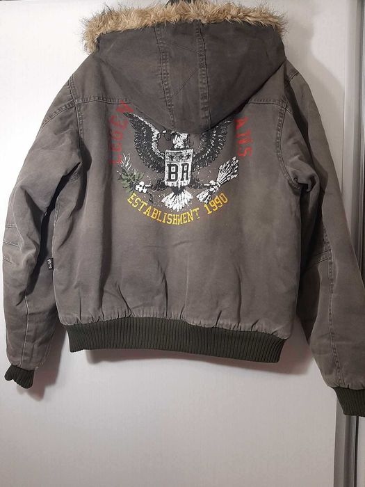 Продавам зимно яке