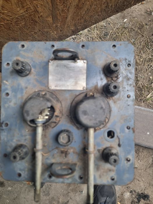 Автотрансформатор АОМН-40-220