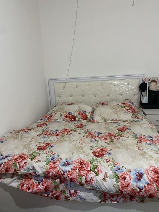 Спальный беллый бу