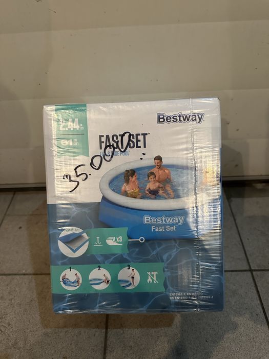 Бассейн BESTWAY абсолютно новый