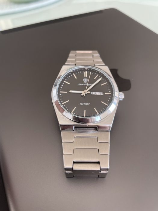 Часовник Poedagar