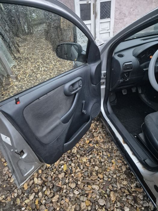 Opel corsa c 1.2