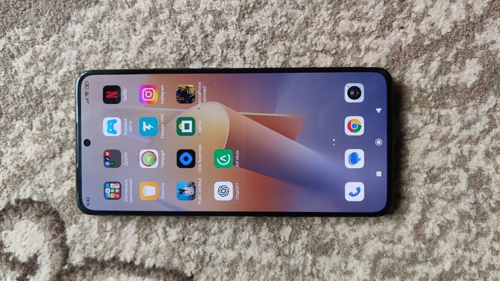 Xiaomi 12t pro 5G
Holati ideal 1yil garantia bor 
Hotira 12+12/256gb