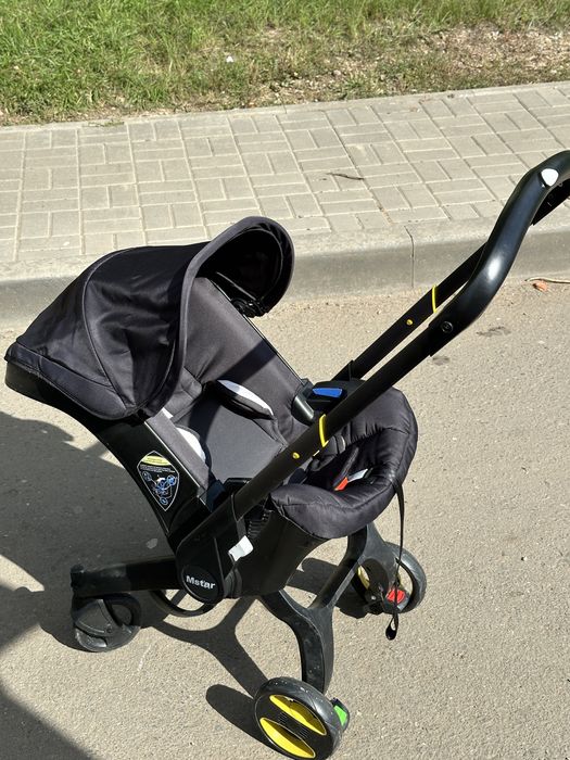 Продам 2 в 1 автокресло коляску