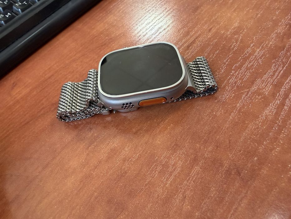 Продаю смарт часы apple watch ultra 3