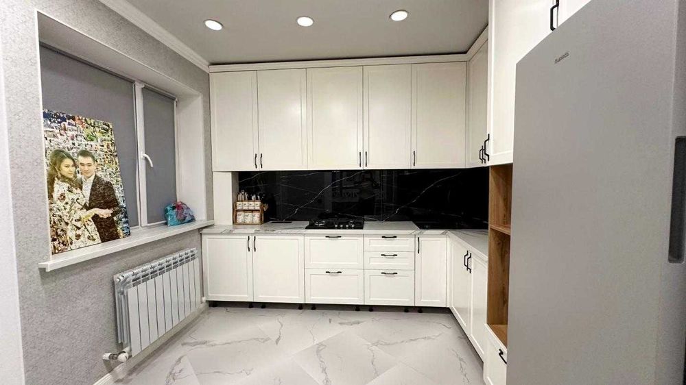 Продается дом в Восточном мкр Константин империя