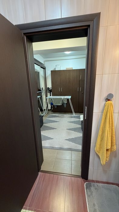 Militari Rezidens. Garsoniera  open spase, spatioasa.