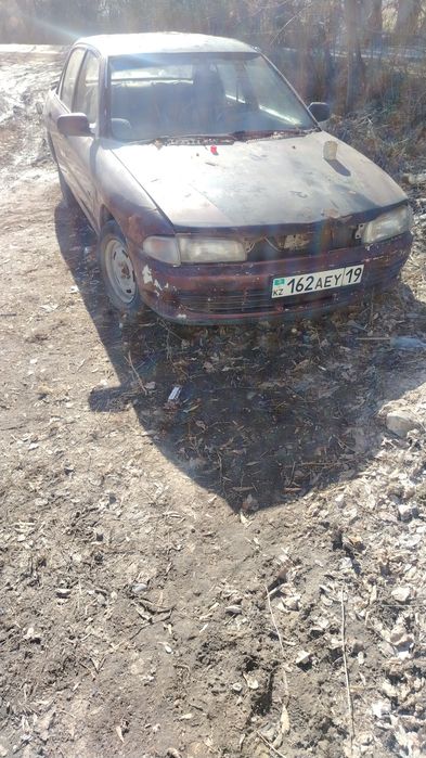 Митсубиси лансер