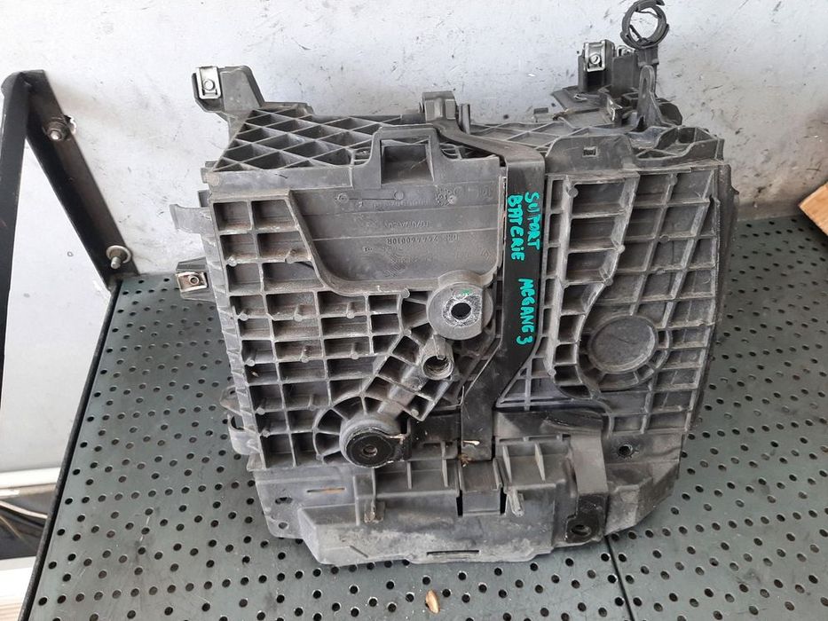 Carcasa suport baterie renault megane 3 1.4 b tce dupa 2008 244460010r