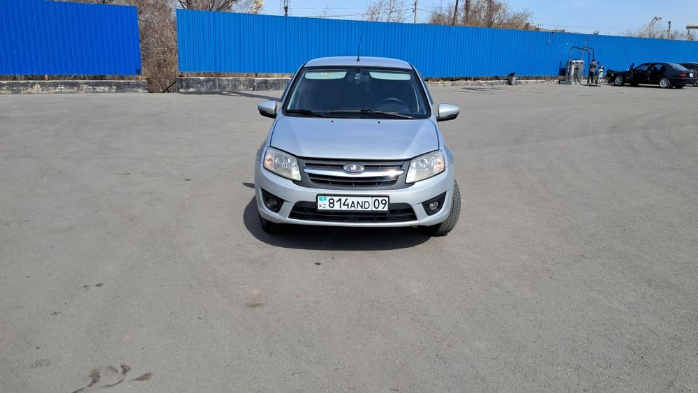 Автомобиль Лада Гранта