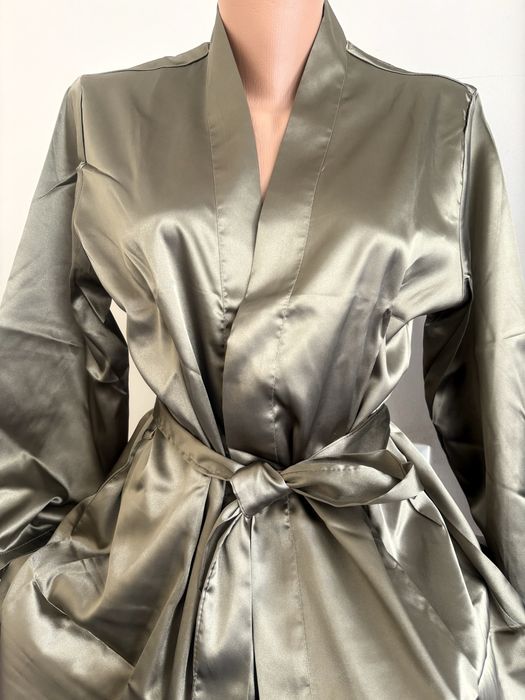 Сатенен халат за Булка, Кума, Шаферка, Абитуриентка