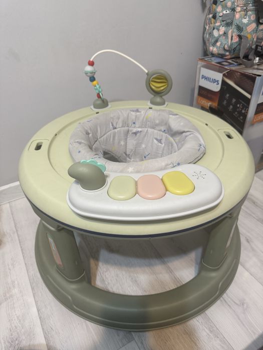 Отдам манеж, ходунки