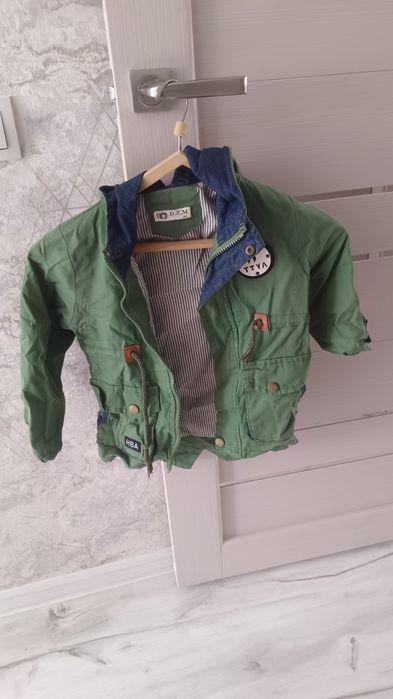 Продам детские вещи