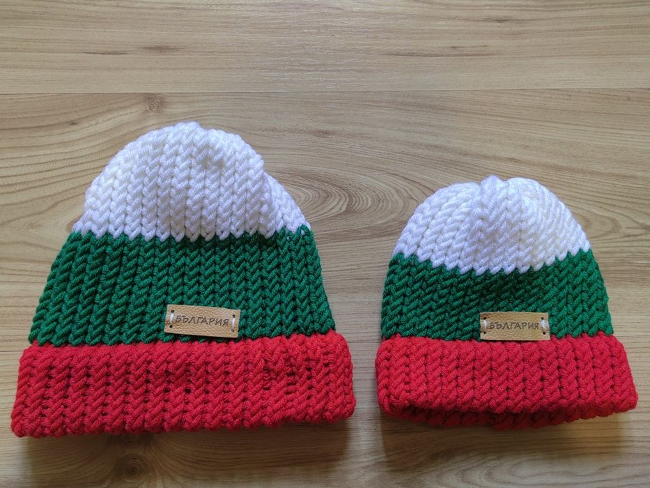 Плетена шапка "България"