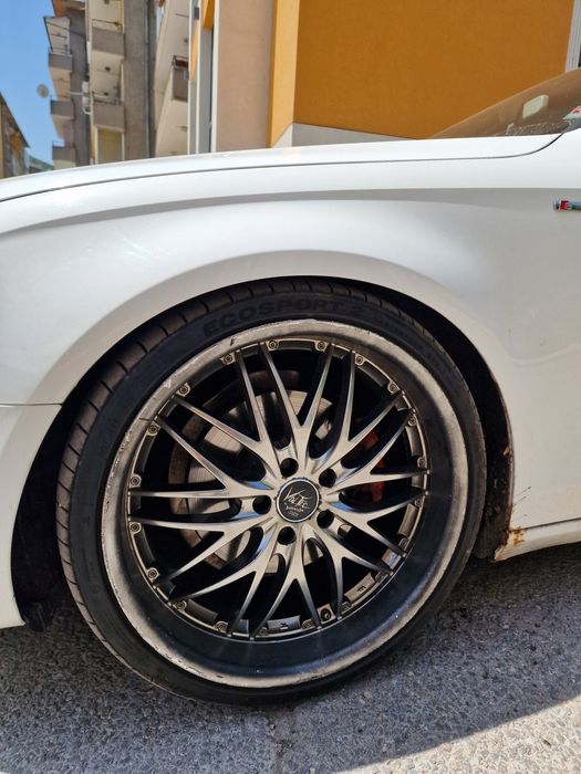 Продавам 4 броя джанти с гуми Alutec R20  5x112