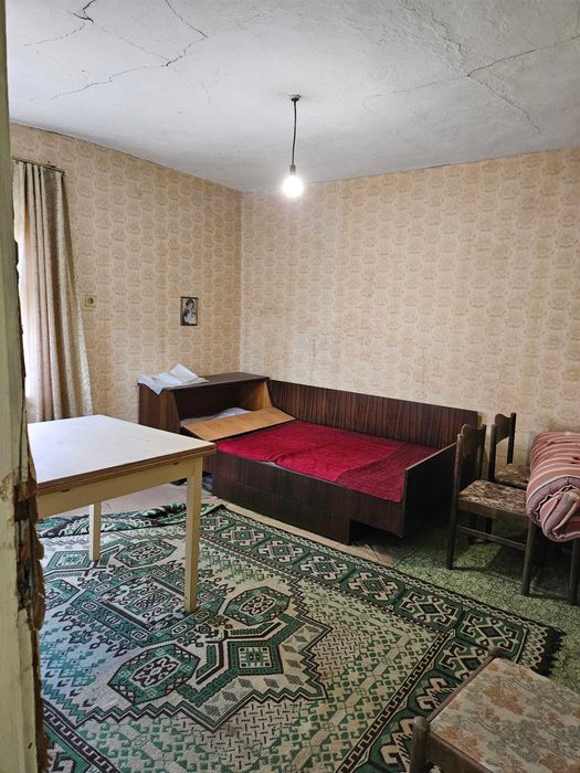 Продавам къща в гр. Тервел, обл. Добрич