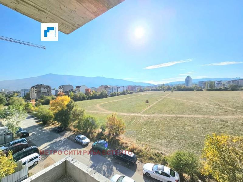 Продава се Тристаен апартамент в София, Овча купел - 130 кв.м за 1795 €/кв.м - Снимка #2