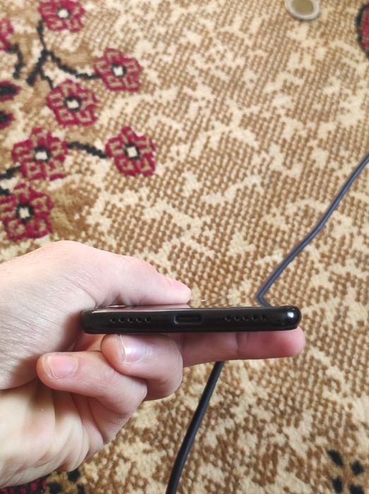 Redmi note 7.  4/64 GB