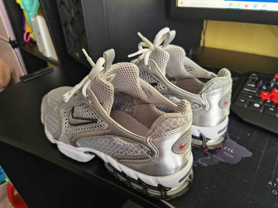 Оригинални Маратонки NIKE 41