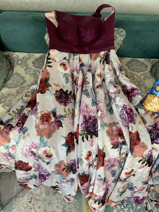 Продам выпускное платье и + вечерное