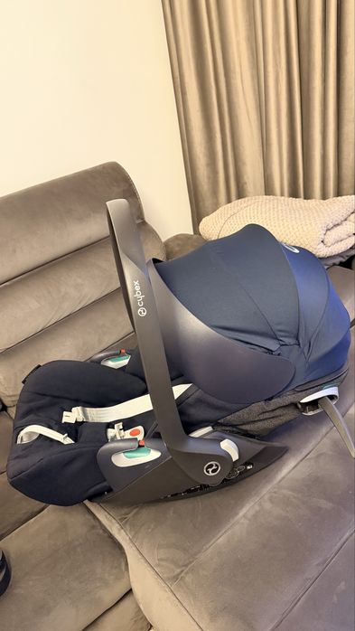 Scoică auto premium Cybex Cloud Z2 i-Size + adaptori cărucior