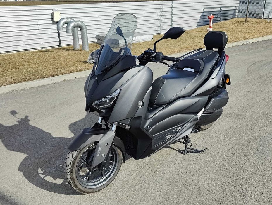 Yamaha X-Max 300 cc, 4200 KM, An fabricatie 2021